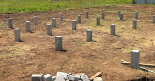 Фундамент на забивных жб сваях под ключ в Усть-куте - фундамент из забивных железобетонных свай цена от 3125 руб/м2
